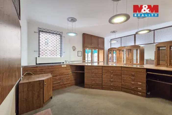 Pronájem obchodního prostoru, Karlovy Vary, Koptova, 57 m2