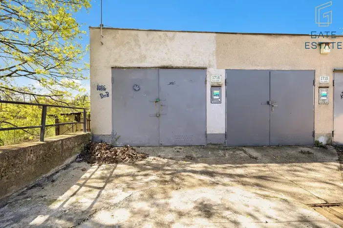 Pronájem garáže, Brno, Barvy, 17 m2