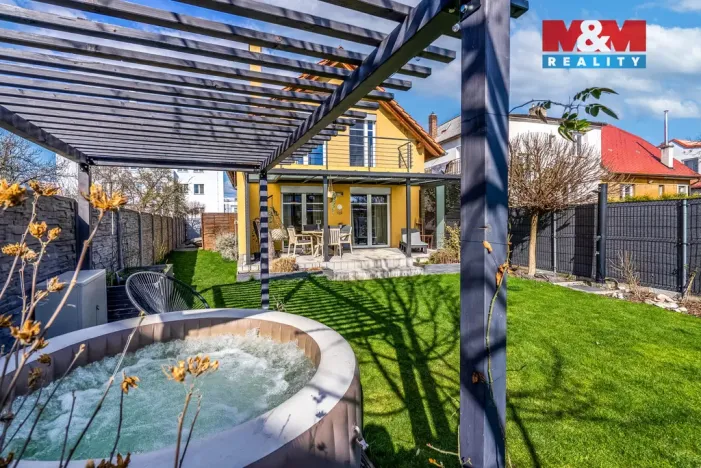 Prodej rodinného domu, Poděbrady - Poděbrady II, Dr. Kryšpína, 114 m2