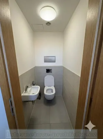 Pronájem pokoje, Praha - Holešovice, Kouteckého, 15 m2