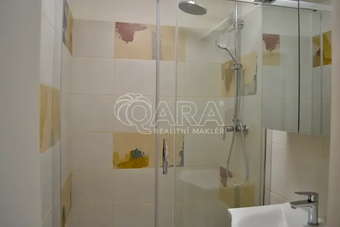 Pronájem bytu 1+1, Praha - Hloubětín, Kukelská, 43 m2