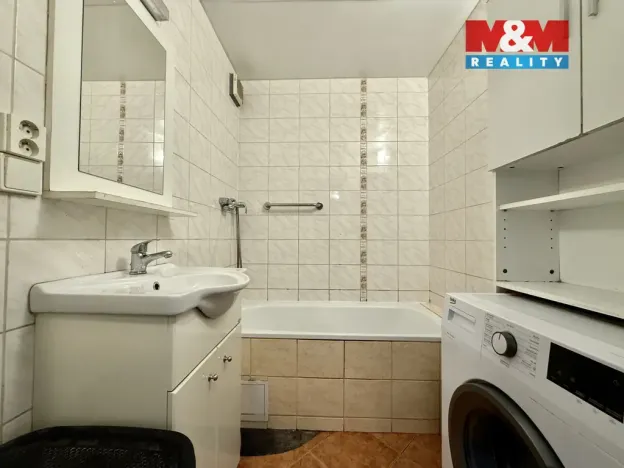 Pronájem bytu 3+1, Budišov nad Budišovkou, Na Sídlišti, 73 m2