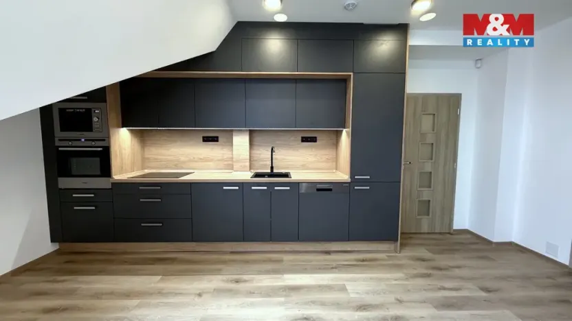 Pronájem bytu 2+kk, Louny, Pražská, 48 m2