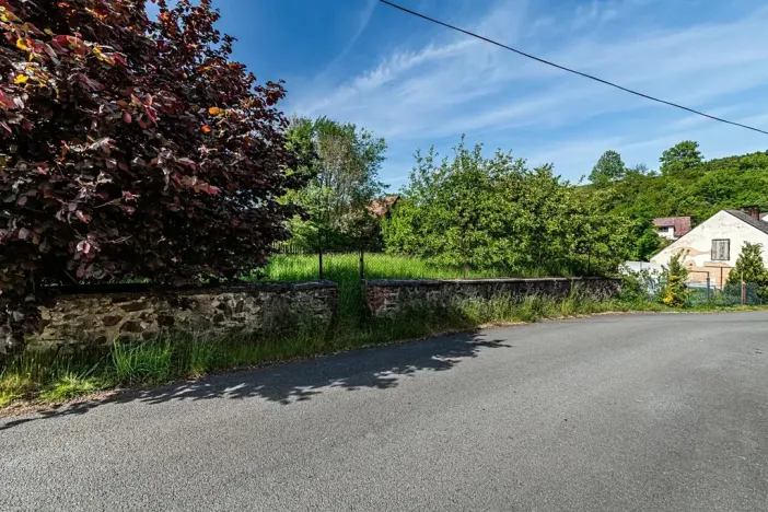 Prodej pozemku pro bydlení, Podmokly, 1379 m2