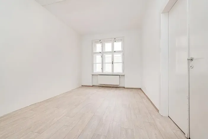 Pronájem pokoje, Plzeň, Riegrova, 190 m2