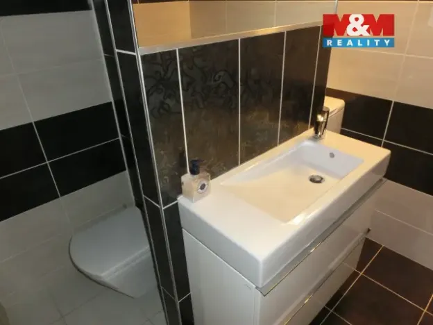 Pronájem bytu 2+1, Orlová - Lutyně, Vojtěcha Martínka, 55 m2