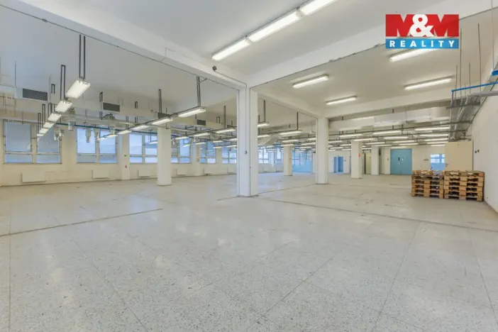 Pronájem skladu, Jirkov, Mostecká, 724 m2