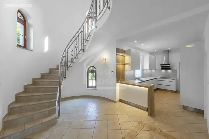 Pronájem vily, Praha - Nebušice, Nebušická, 255 m2