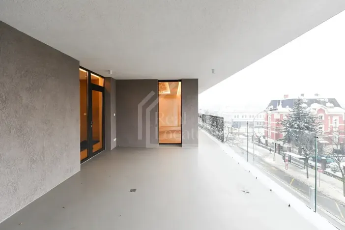 Prodej bytu 4+kk, Praha - Holešovice, Komunardů, 163 m2