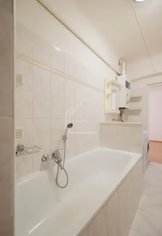 Prodej bytu 3+1, Praha - Vršovice, Rybalkova, 80 m2