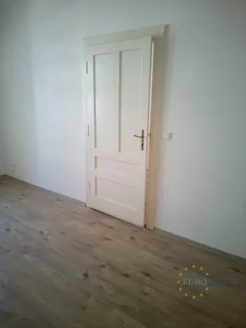 Pronájem bytu 1+1, Praha - Žižkov, Hájkova, 40 m2