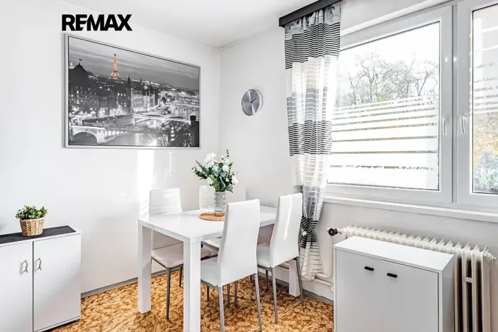 Prodej rodinného domu, Panenské Břežany, K dálnici, 202 m2