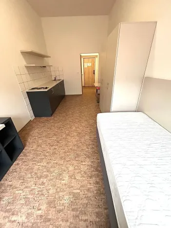 Pronájem bytu 1+kk, Praha - Smíchov, Křížová, 23 m2