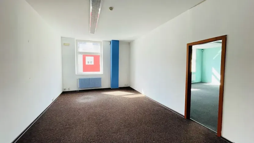 Pronájem kanceláře, Šumperk, Dr. E. Beneše, 53 m2