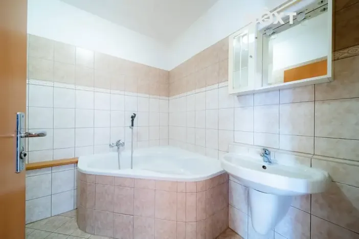 Pronájem bytu 1+1, Vsetín, Jiráskova, 45 m2