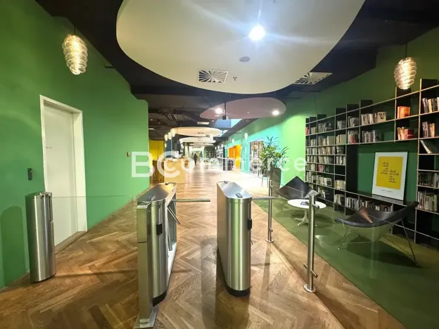 Pronájem kanceláře, Brno, Holandská, 240 m2