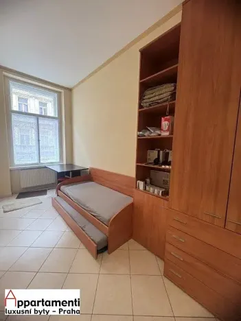 Pronájem bytu 3+kk, Praha - Nové Město, Tyršova, 45 m2
