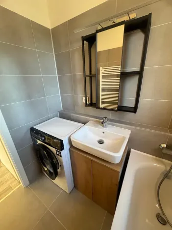 Pronájem bytu 1+kk, Nehvizdy, Vestecká, 38 m2