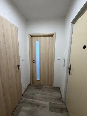 Pronájem bytu 1+kk, Kladno, Plzeňská, 27 m2