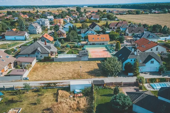 Prodej pozemku pro bydlení, Spojil, Zahradní, 681 m2