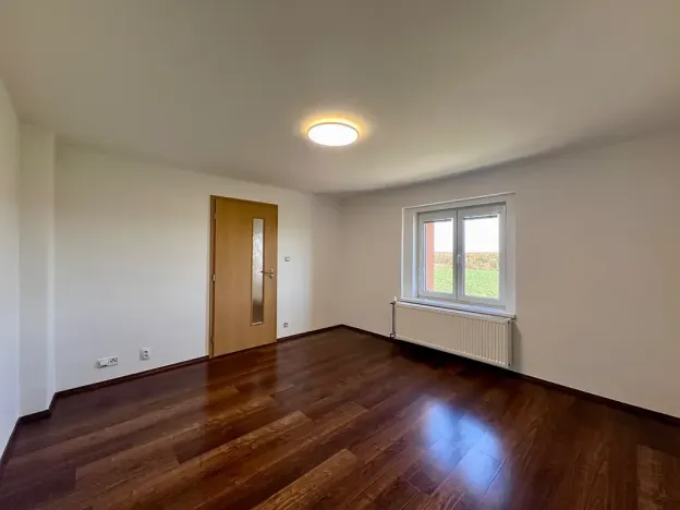 Pronájem bytu 3+1, Všetaty, 83 m2