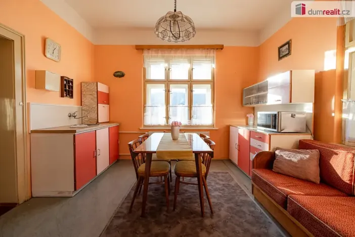 Prodej rodinného domu, Blatno, 210 m2