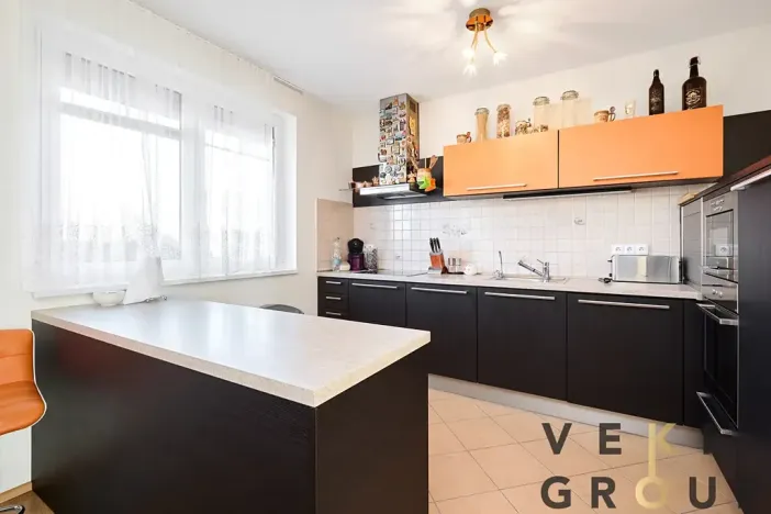 Pronájem rodinného domu, Zdiby, U Louže, 160 m2