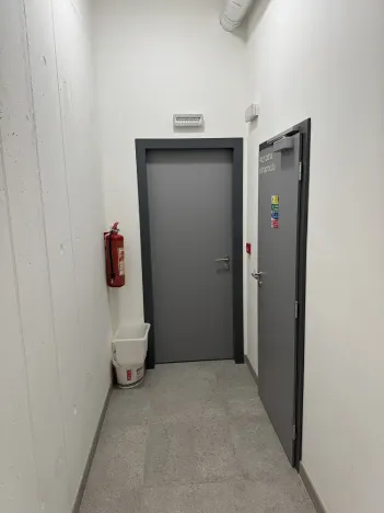 Pronájem skladu, Praha - Vysočany, Piskáčkových, 2 m2