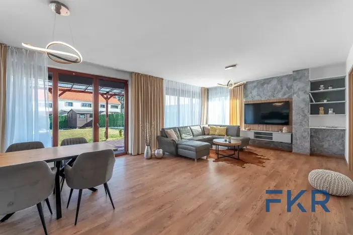 Prodej rodinného domu, Zásmuky, Za Tofou, 143 m2