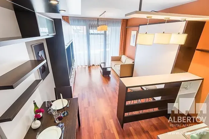 Pronájem bytu 1+kk, Praha - Nusle, Sekaninova, 33 m2