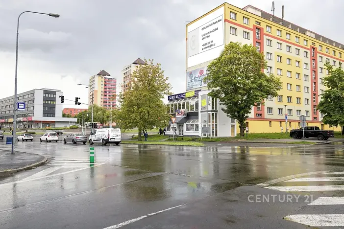 Pronájem obchodního prostoru, Most, Františka Halase, 90 m2