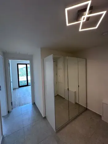 Prodej bytu 2+kk, Praha - Modřany, Československého exilu, 52 m2