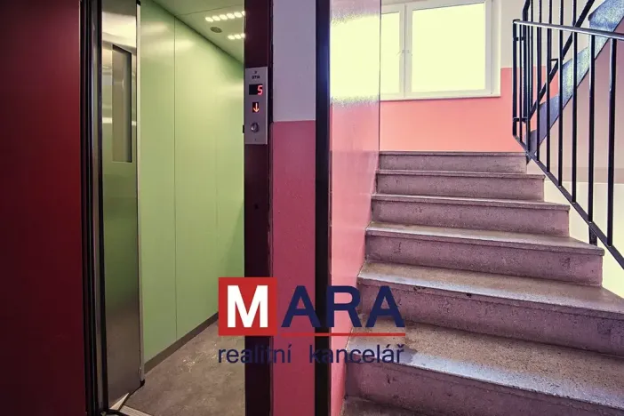 Pronájem bytu 2+1, Olomouc, Rožňavská, 43 m2