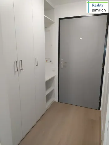 Pronájem bytu 1+kk, Jablonec nad Nisou, Jungmannova, 33 m2