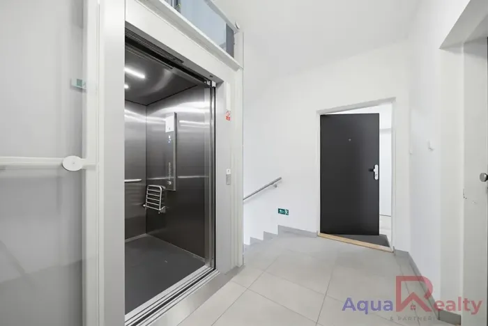 Prodej bytu 3+kk, Karlovy Vary, Dubová, 83 m2