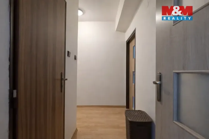 Prodej bytu 2+1, Praha, K louži, 46 m2