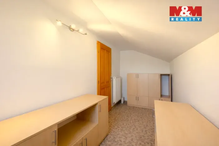 Prodej rodinného domu, Chrast - Podlažice, Tyršova, 280 m2