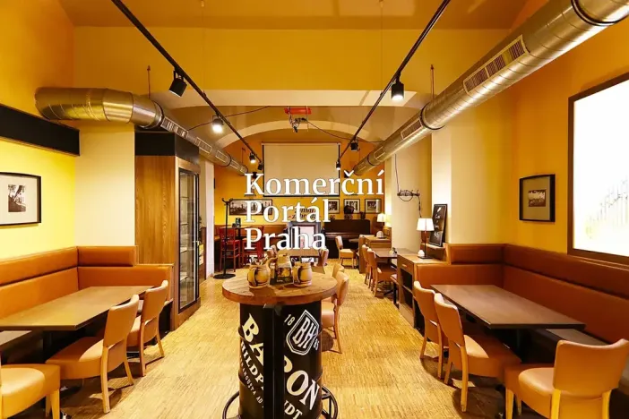 Pronájem restaurace, Praha - Smíchov, Na Václavce, 250 m2