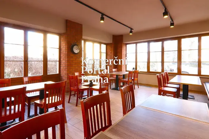 Pronájem restaurace, Praha - Smíchov, Na Václavce, 250 m2