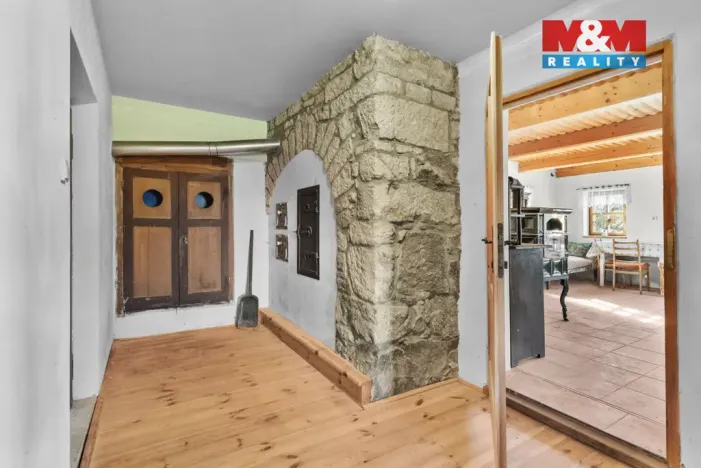 Prodej rodinného domu, Lomnice nad Popelkou - Černá, 100 m2