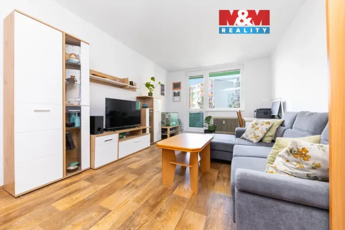 Prodej bytu 3+1, Pohořelice, nám. Svobody, 72 m2