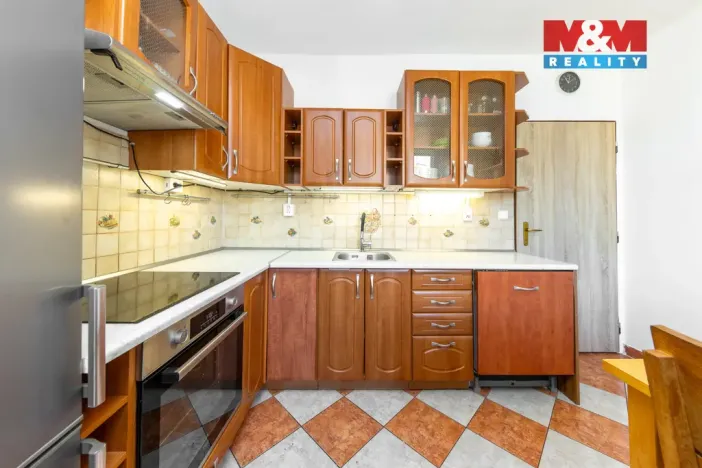 Prodej bytu 3+1, Pohořelice, nám. Svobody, 72 m2