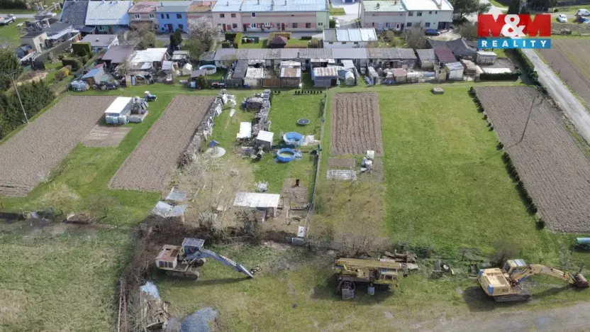 Prodej pozemku pro bydlení, Lužice, 372 m2