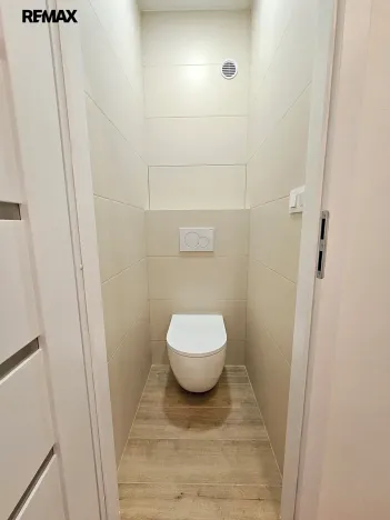 Pronájem bytu 2+kk, Praha - Hlubočepy, Wassermannova, 48 m2