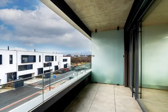 Pronájem bytu 1+kk, Praha - Braník, Skálové, 51 m2