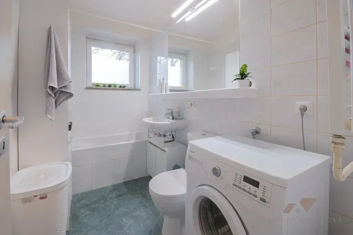 Prodej bytu 2+1, Zlín, třída Tomáše Bati, 52 m2