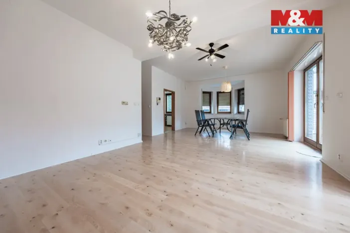 Pronájem rodinného domu, Říčany, Želivská, 232 m2