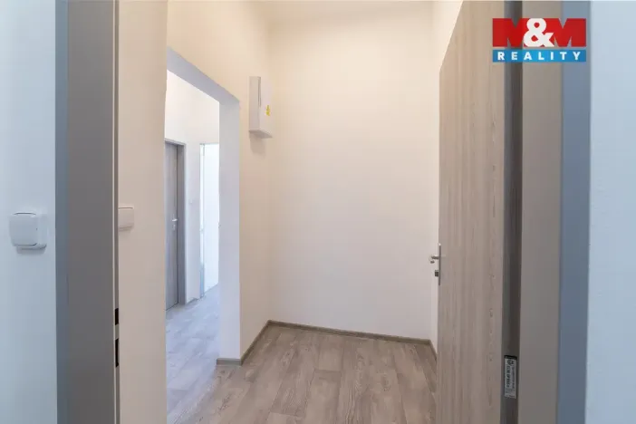 Pronájem bytu 1+1, Sokolov, Nádražní, 40 m2