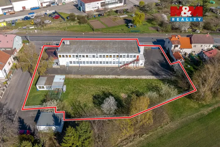 Prodej obchodního prostoru, Čáslav - Čáslav-Nové Město, Chrudimská, 900 m2