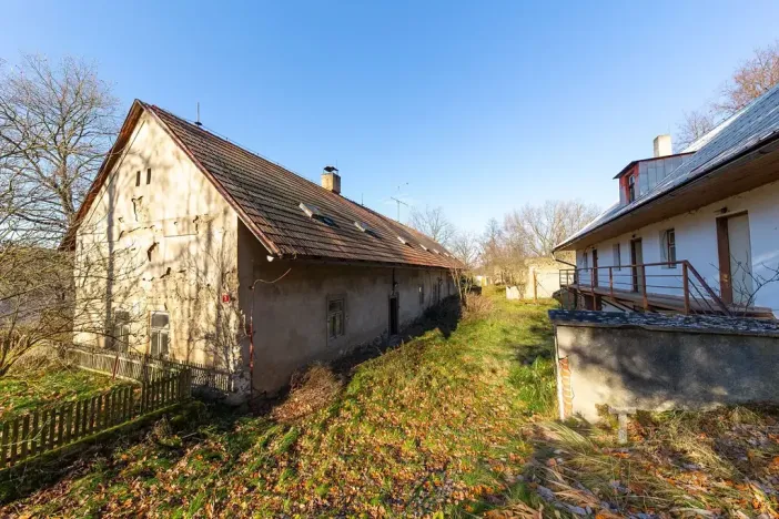 Prodej pozemku pro bydlení, Vrchotovy Janovice, 157355 m2